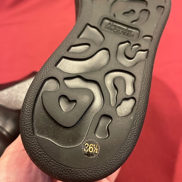 Alexander McQueen Black and Silver Leather Women's Boots - Picture 6 of 8